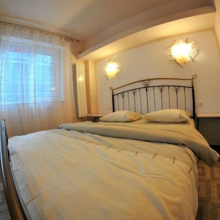 Modern & Central Apartment In North Of ブカレスト エクステリア 写真