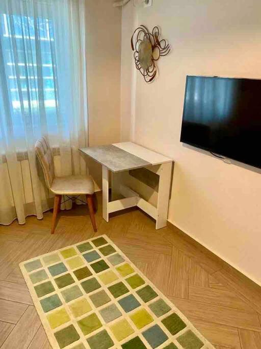 Modern & Central Apartment In North Of ブカレスト エクステリア 写真