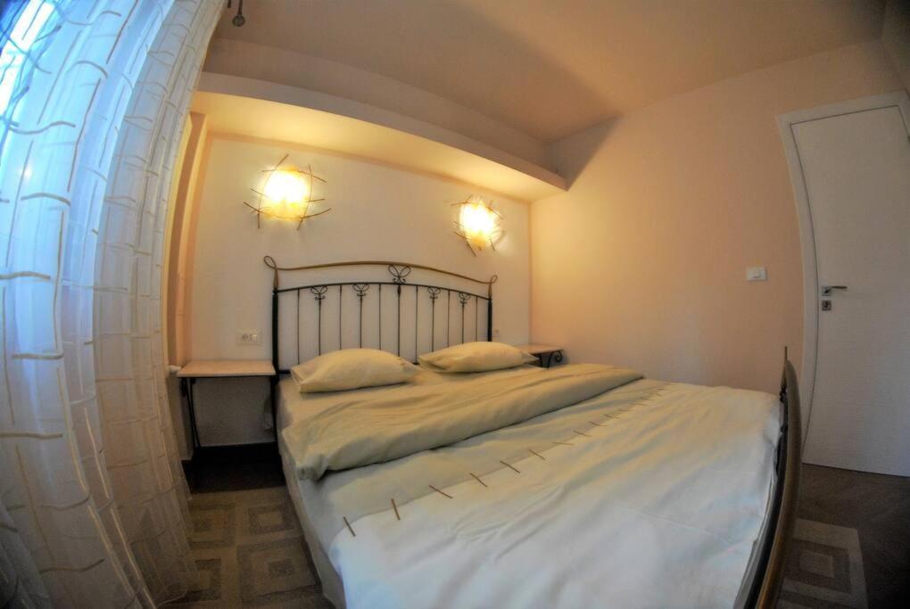 Modern & Central Apartment In North Of ブカレスト エクステリア 写真